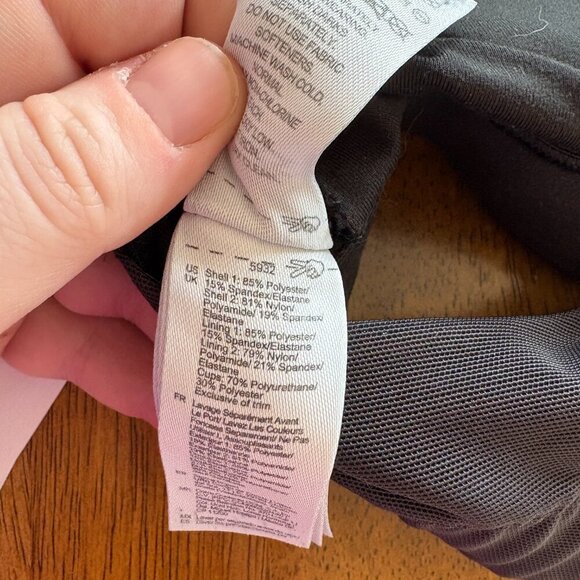 Brooks Black Sport Bra Size M Racer Back Removable Pads - Picture 11 of 11